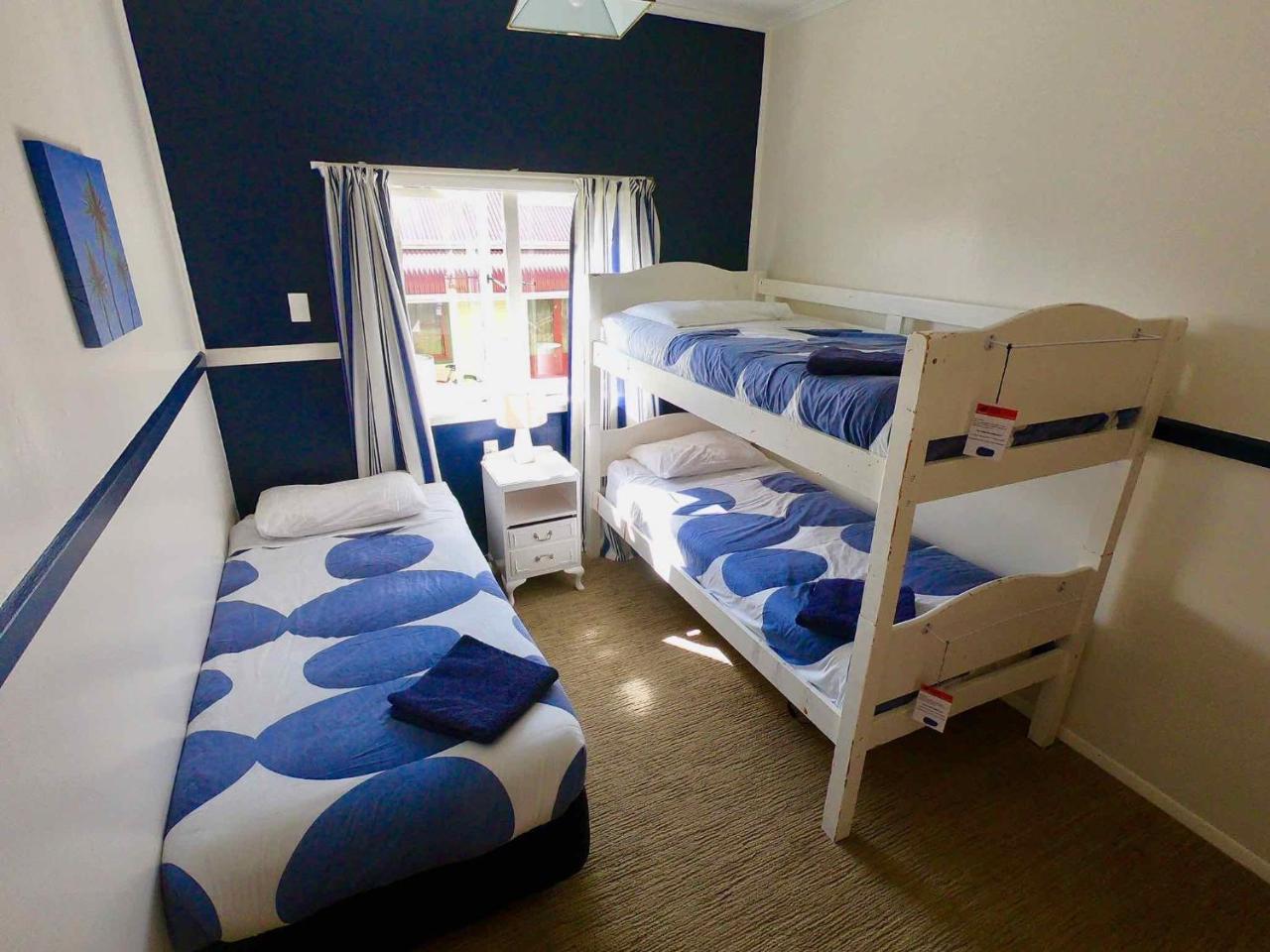 Ducks & Drakes Boutique Motel & Backpackers New Plymouth Exterior foto